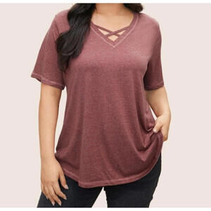 BLOOMCHIC Solid Crisscross Neck Contrast Stitch T-Shirt Top Russet Size 10M~NWT